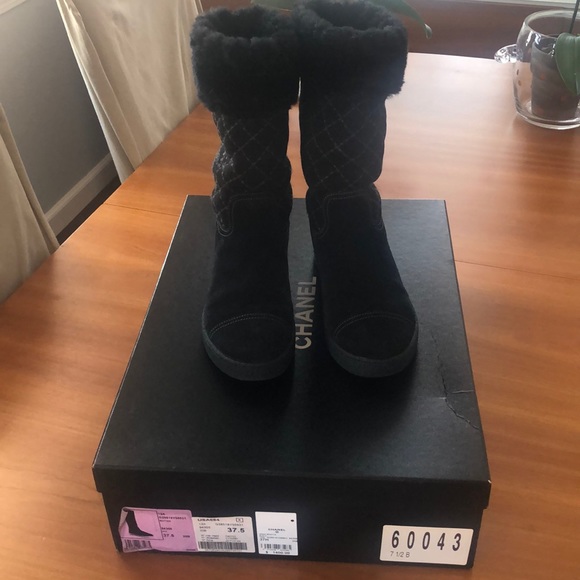 chanel snow boots